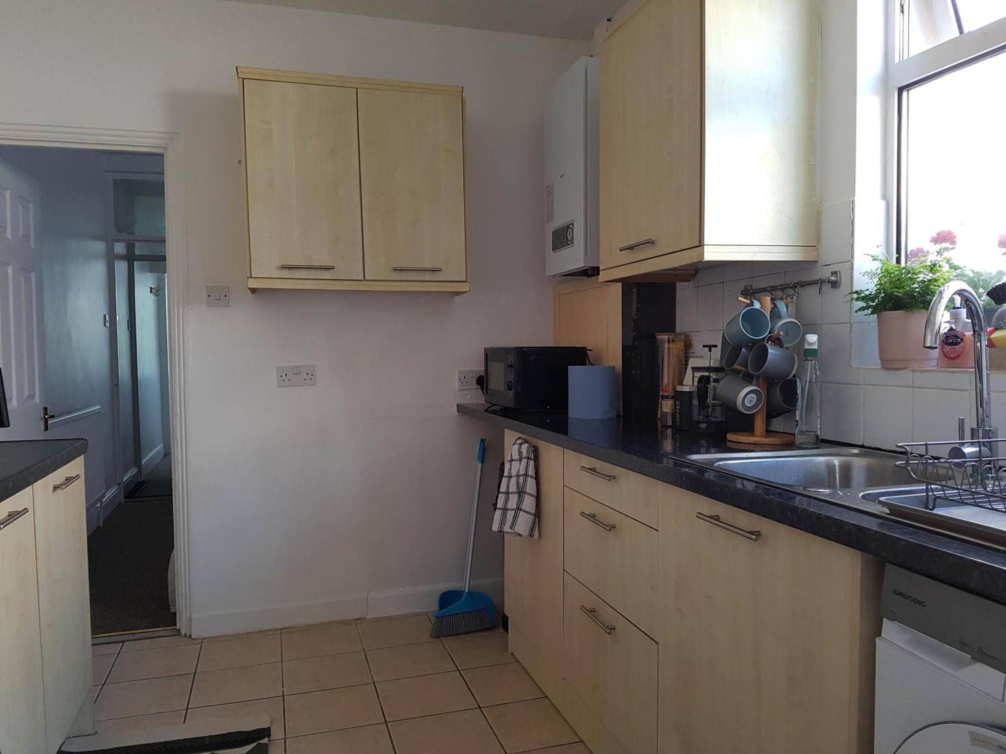House Near Centre 3 Bedrooms Portsmouth